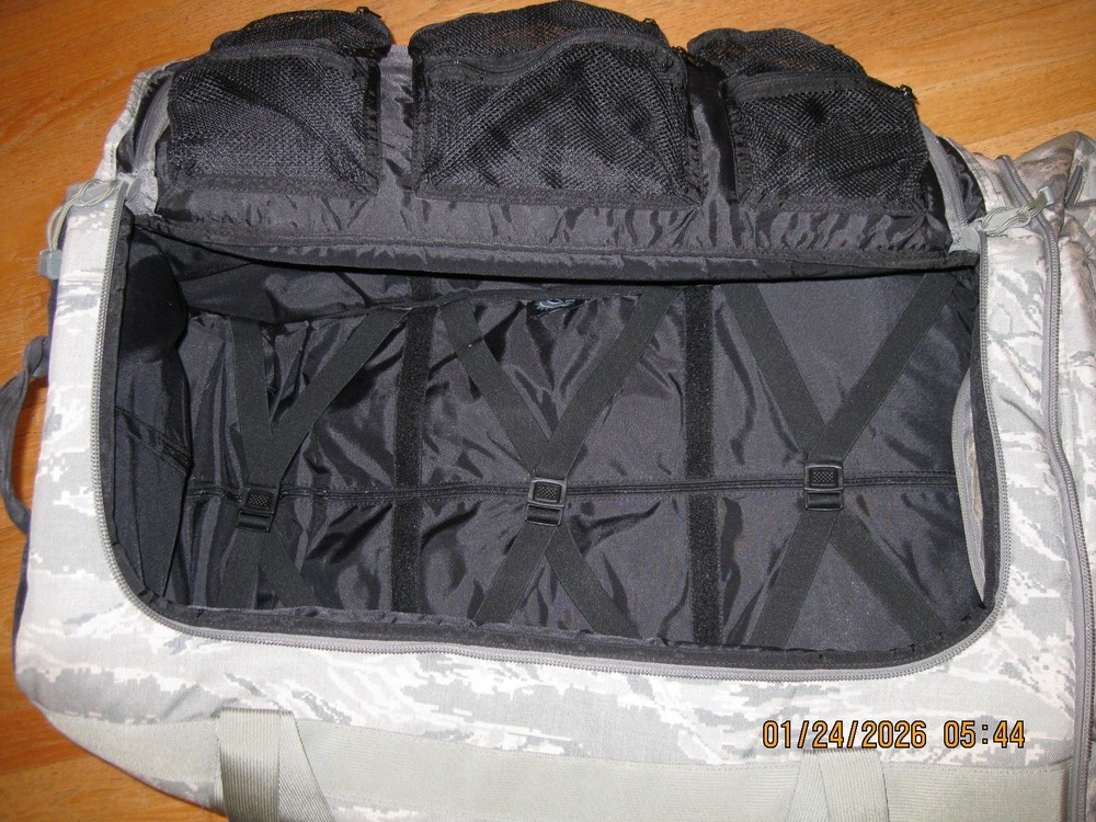 Thin Air Gear Deployment Bag Padded Expandable Rolling Duffle Backpack Style