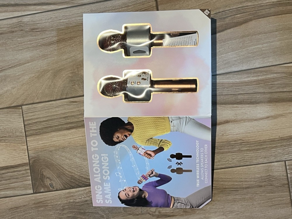 SimplyTech Light-Up Karaoke Speaker Set