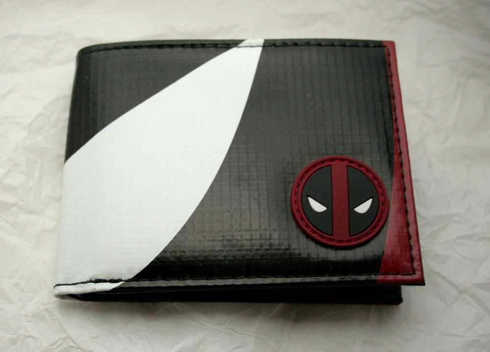 Marvel Comics Deadpool Parachute Cloth logo Wallet NEW NOS Tags Billfold