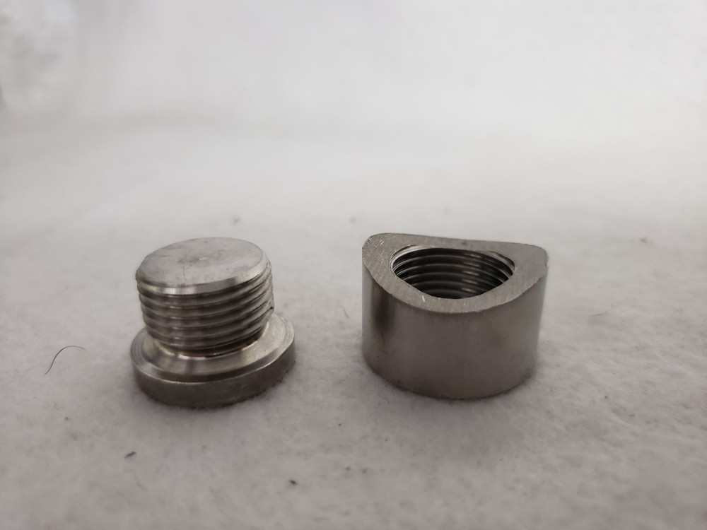 🔥🔥O2 OXYGEN SENSOR "CURVED" WELD ON BUNG WIDEBAND NUT & CAP KIT SET S3P2