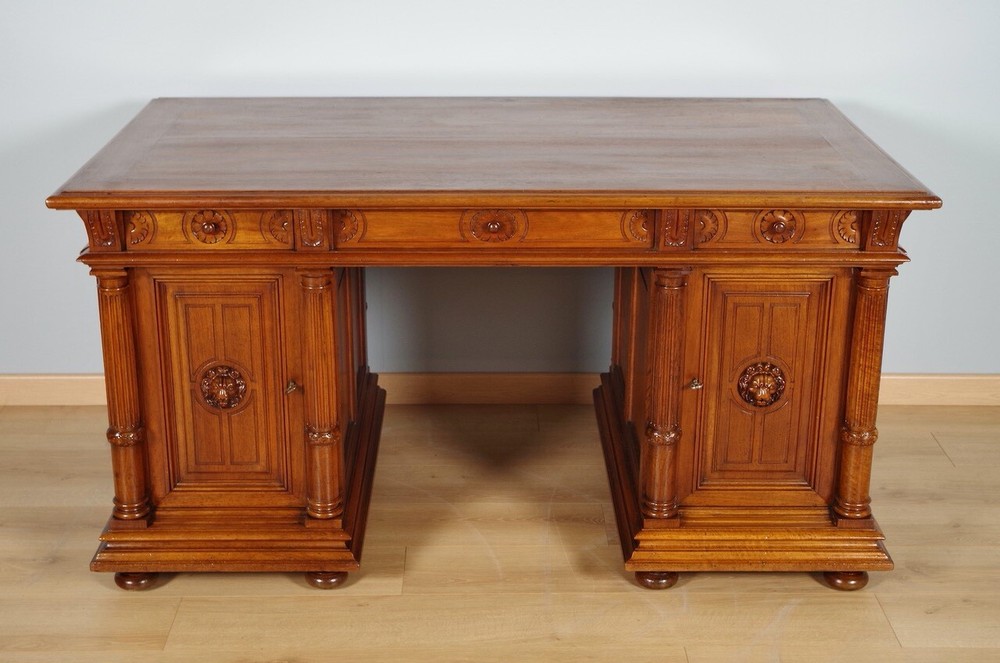 Honoré Dufin: Renaissance style office
