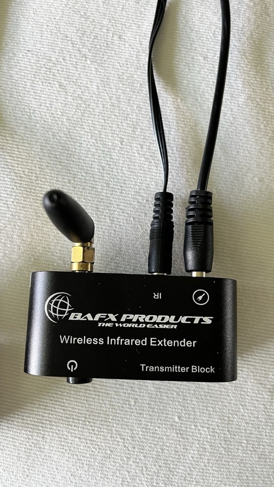 BAFX Products RF Wireless IR Repeater Kit/Infrared Remote Control Extender Kit