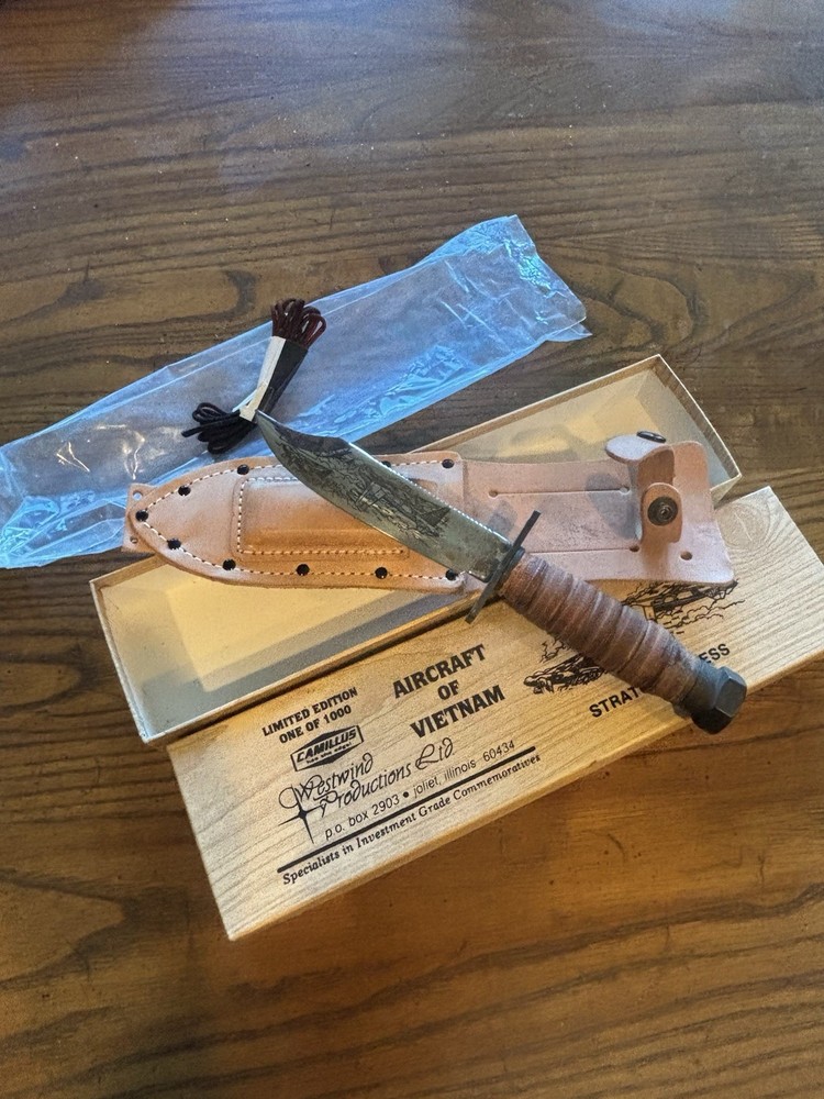 Camillus fixed blade pilots knife