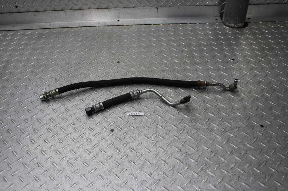 1982 YAMAHA XT550 ENGINE OIL LINES