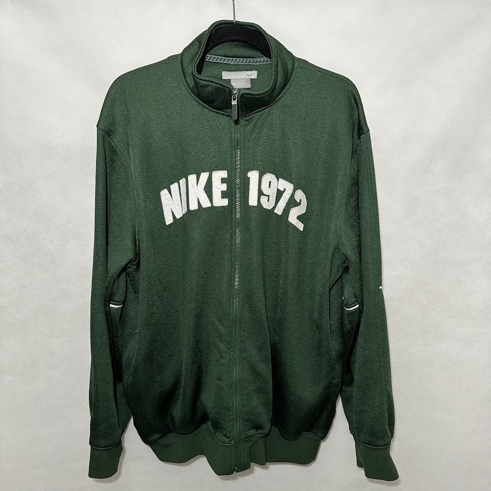 Men’s NIKE Vintage Tracker Jacket Green Size Medium