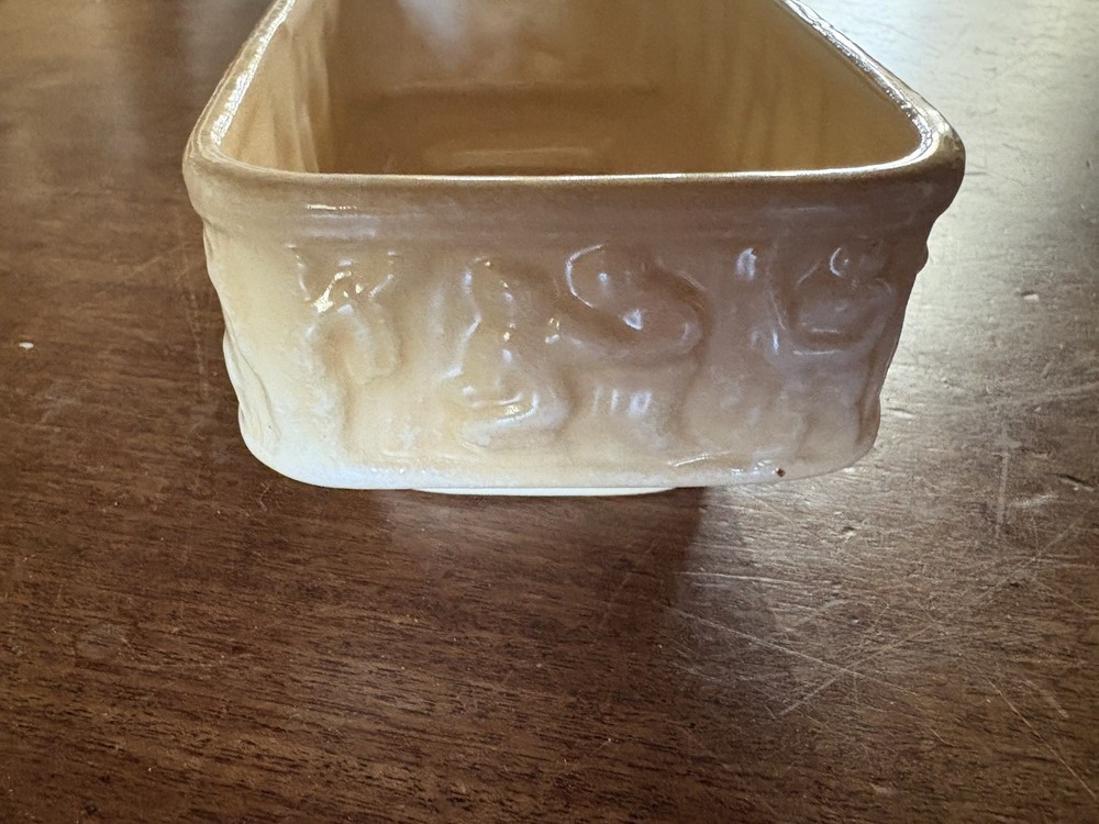 Mid Century Planter with Relief Design