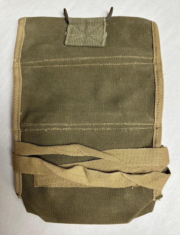 US GI 3 POCKET KHAKI POUCH UNMARKED.