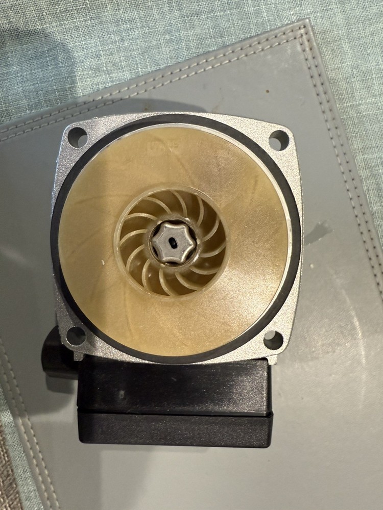 Worcester 8716119827 SBi/Danesmoor/Heatslave Grundfos 59200160 Pump 87161135940