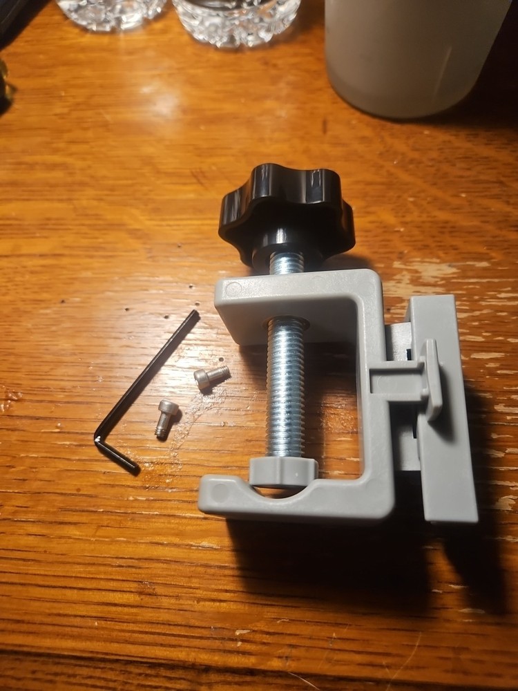 Vesco O Enternal Feeding Pump Adjustable IV Pole Clamp