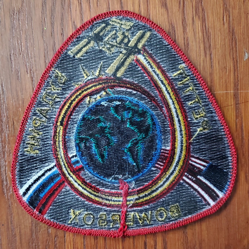 NASA ISS EXPEDITION 6 PATCH 4 x 4 1/4 INCH