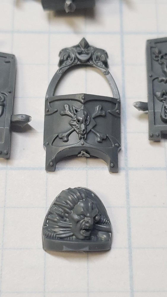 Warhammer 40k Space Wolves Bits Dreadnought Sarcophagus-Murderfang