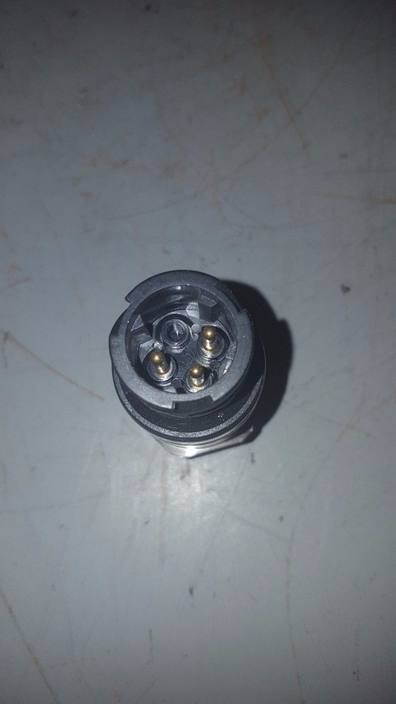 Cummins Onan Trans Pressure Switch, 3408482
