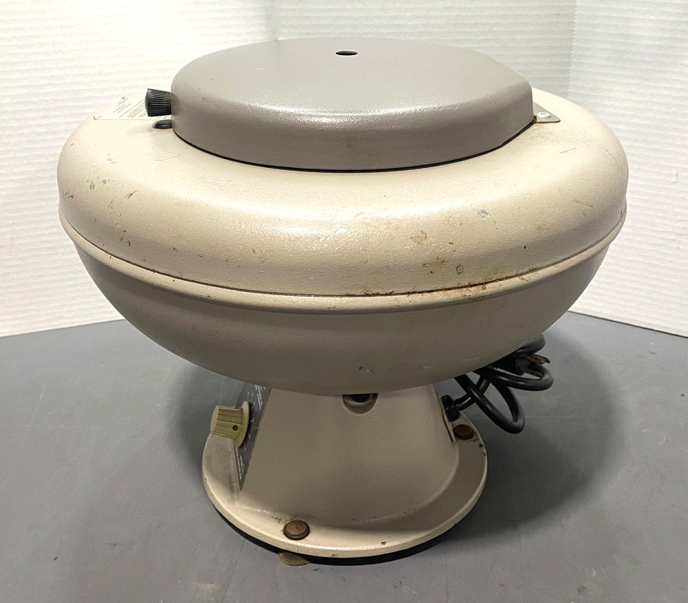 International Equipment Co. CL Centrifuge Missing Sample Rotor Tested
