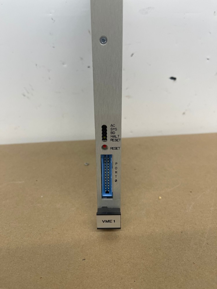 Omnibyte 0B68K/VME1 Single Board Computer /From Omicron Spectrometer 954