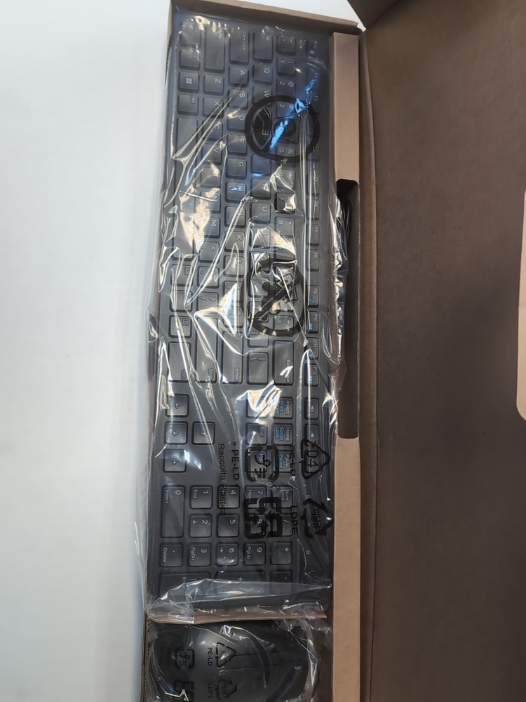 DELL USB Wired Computer keyboard with Mouse BLACK QWERTY (NEW IN BOX)