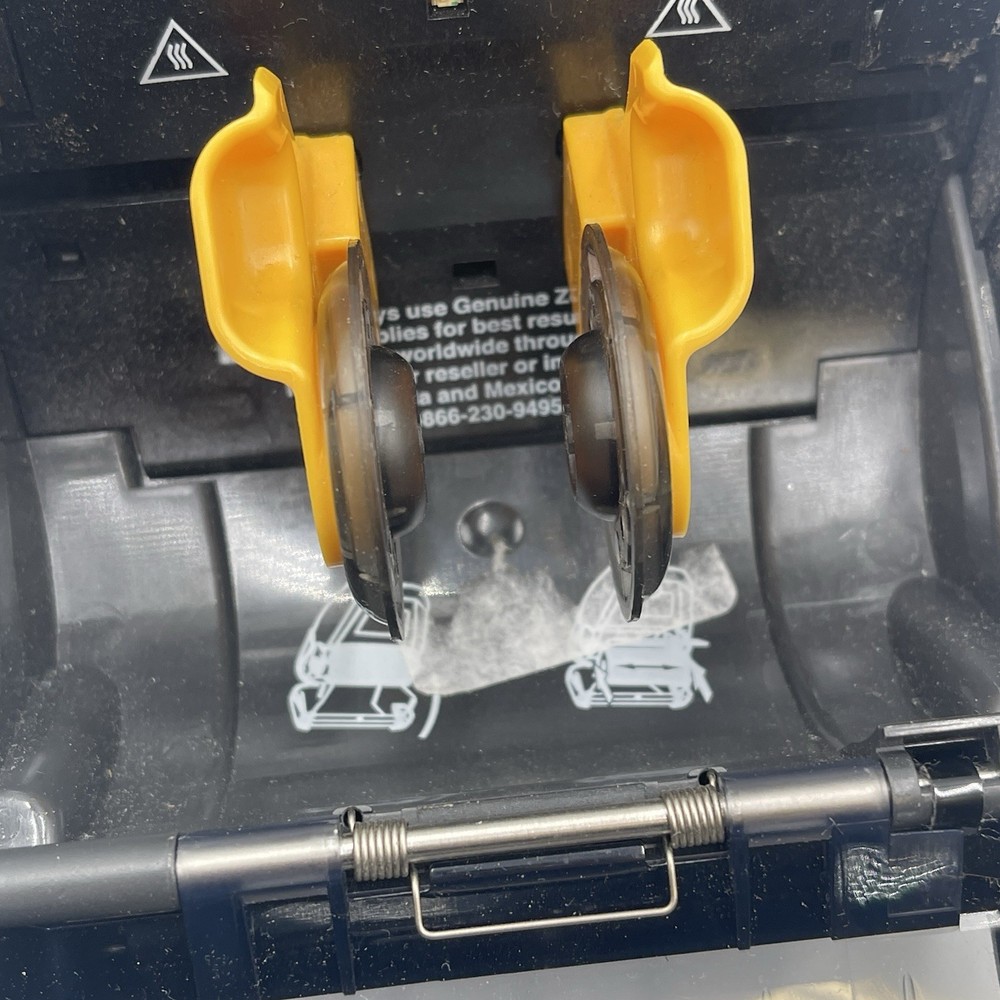 Zebra QLN320 Barcode Printer, WiFi, Bluetooth, Charger, And Battery