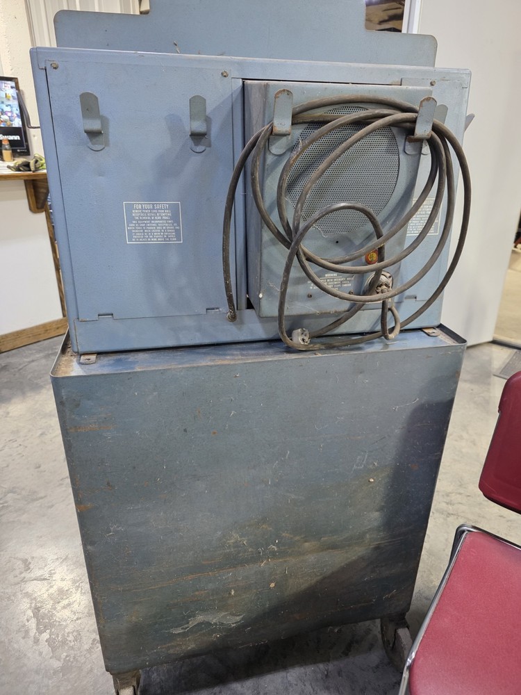 Vintage Sun 740 Electronic Engine Starter With Cabinet, UNTESTED