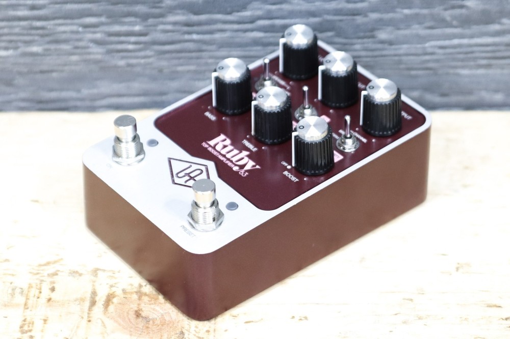 Universal Audio Ruby '63 Top Boost Amplifier UAFX Dual-Engine Effect Pedal w/Box