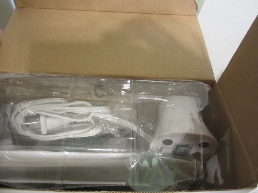 Sharper Image Microdermabrasion System Skin Rejuvenation Pro Cleansing Set