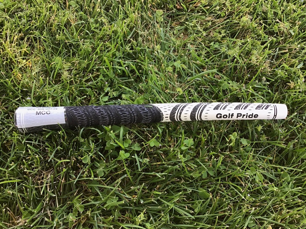SET OF 8 Golf Pride Standard Decade Multi-Compound Grip - White/Black