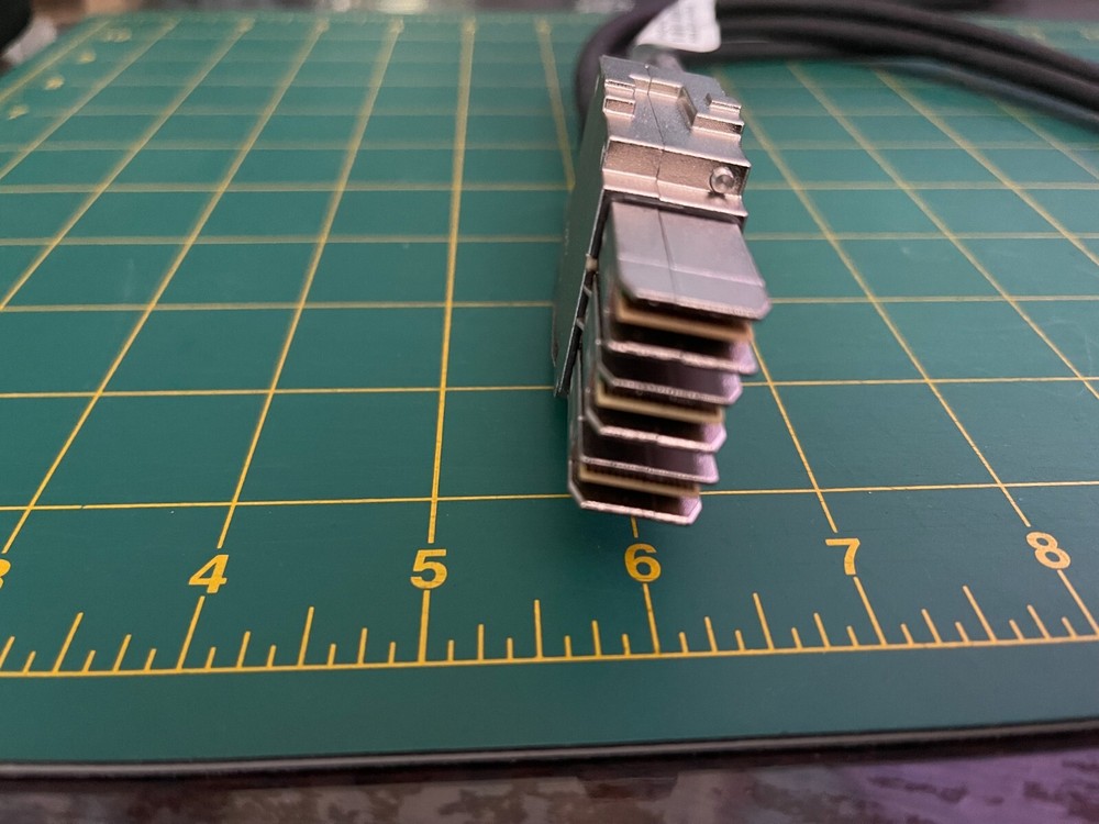 Cisco STACK-T1-50CM V01 Cisco 3850/9300 Stacking Cable