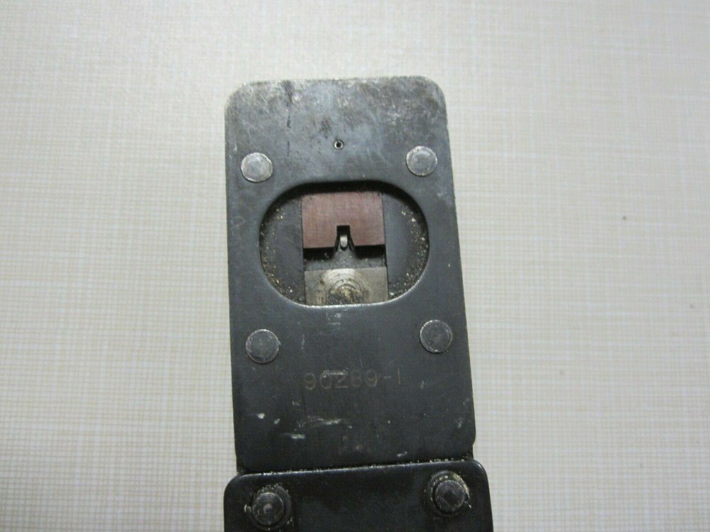 AMP 90289-1 Type F 26-22 Crimper Crimping Tool