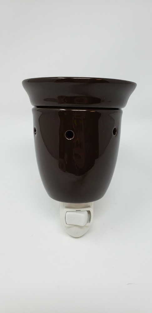 Darice Ceramic Plug-In: Brown