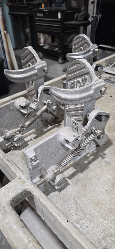 T-H Original Hot Foot, Front Load