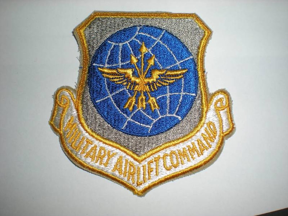 USAF MILITARY AIRLIFT COMMAND 4" PATCH -COLOR