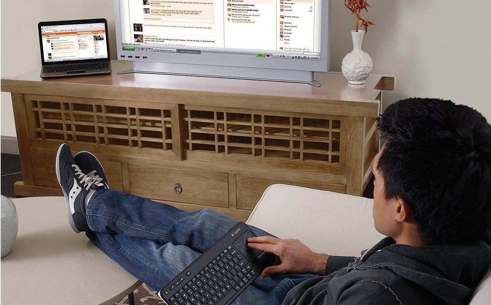 Logitech Wireless Touch Keyboard K400 with Built-in Multi-Touch Touchpad