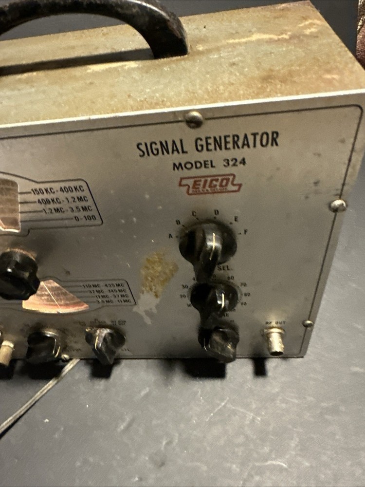 Eico Signal Generator Model 324 Untested, Powers On, Lights Up Untested #P