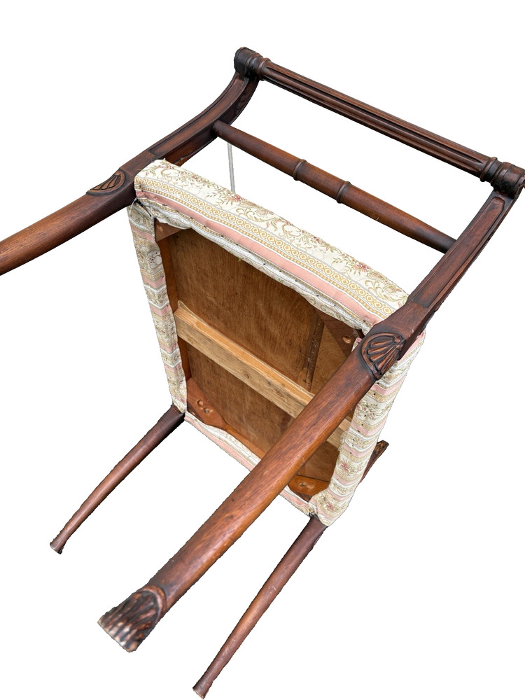 66886 Mahogany Vanity Bench Stool