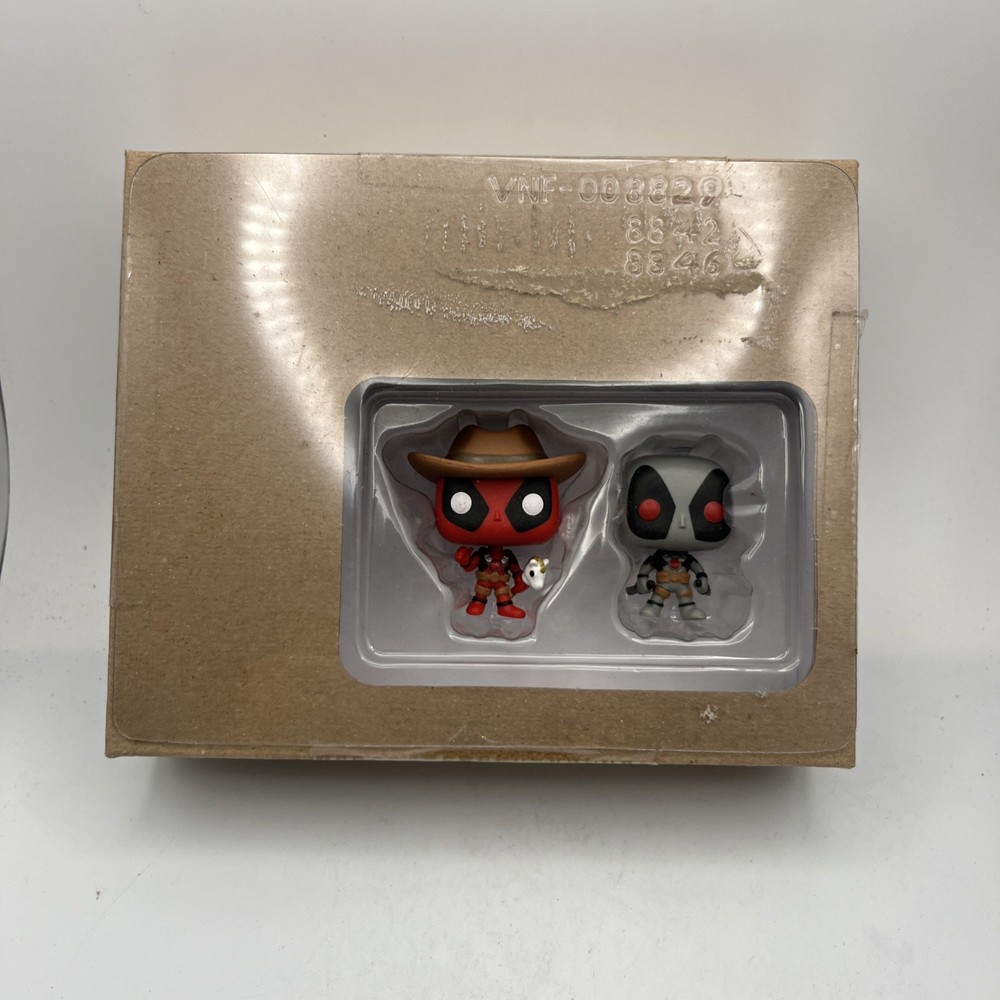 Deadpool figurine Cowboy And Ninja Open Box