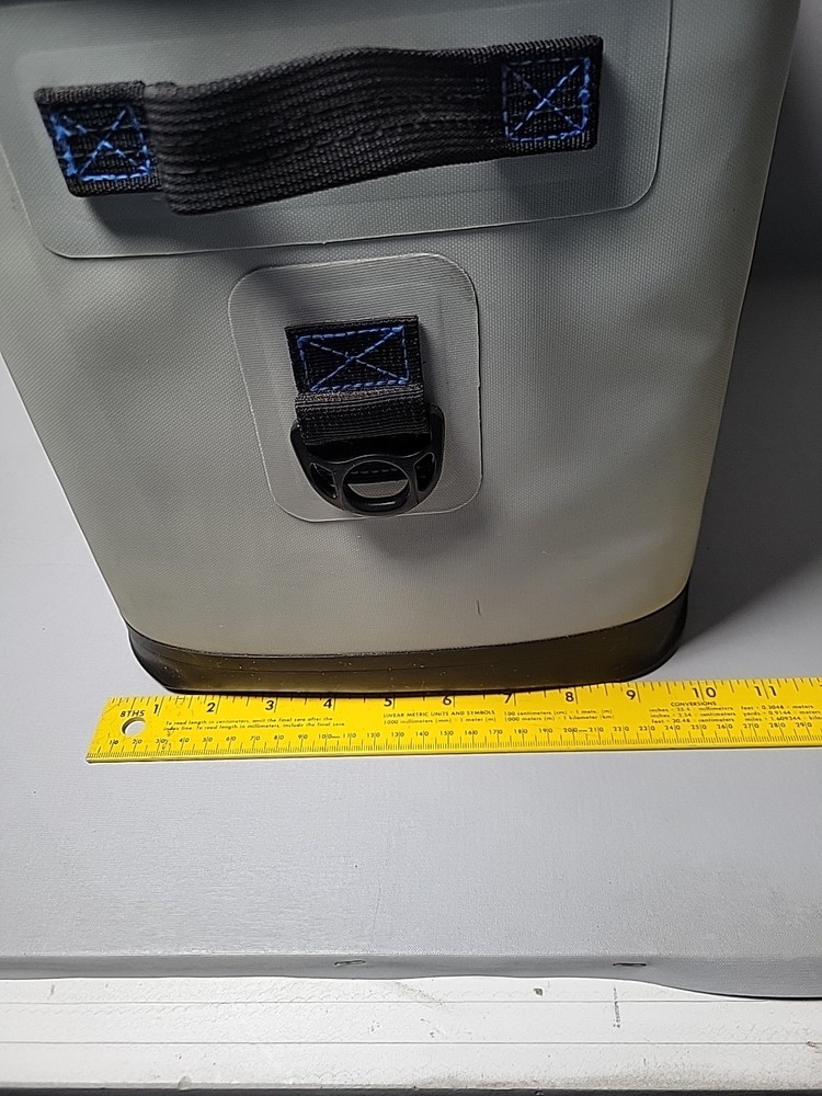 Peak Series By Adventuridge Insulated Cooler