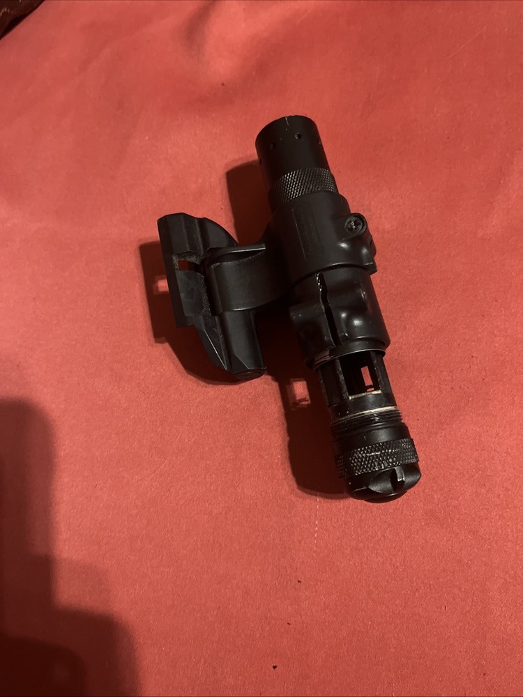 Safariland Rapid Light System (RLS) Hand Held Light or Gun Mount