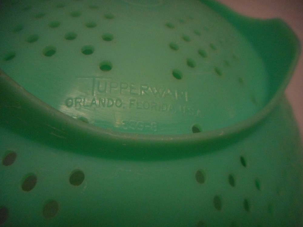 Vintage Tupperware Jade Green Footed Colander Strainer
