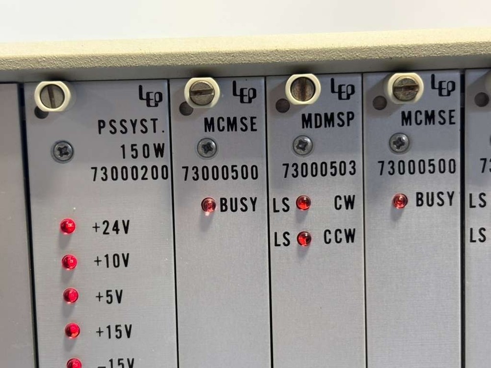 LEP Ludl Electronic Products Interface Controller Chassis 73000101 w/ Modules