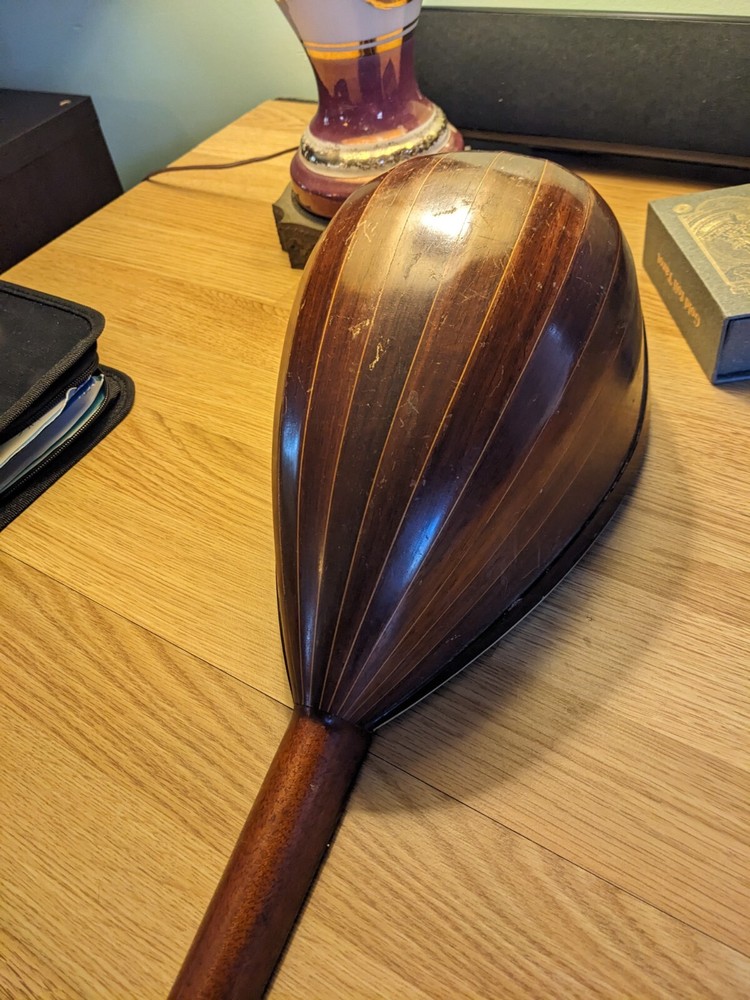 The Vernon Mandolin Antique