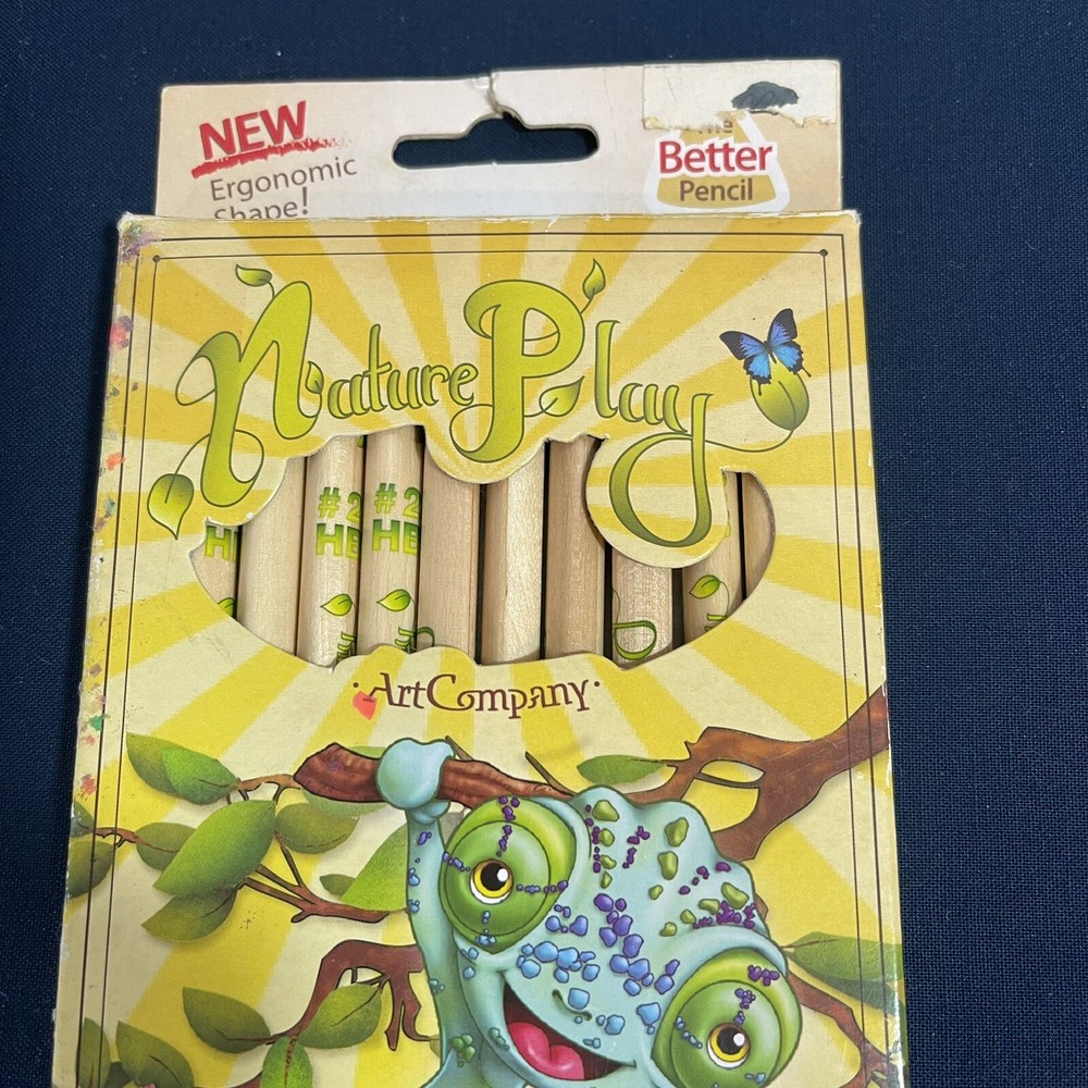 NaturePlay Triangular #2 Pencils Wood 12 Pack Ergonomic Shape