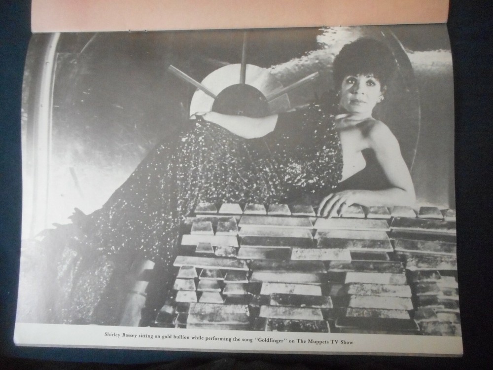 SHIRLEY BASSEY CARNEGIE HALL PROGRAM OCT 3 1981