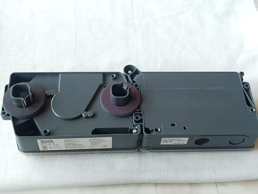 SYSTEM SENSOR DUCT SMOKE SENSOR D2