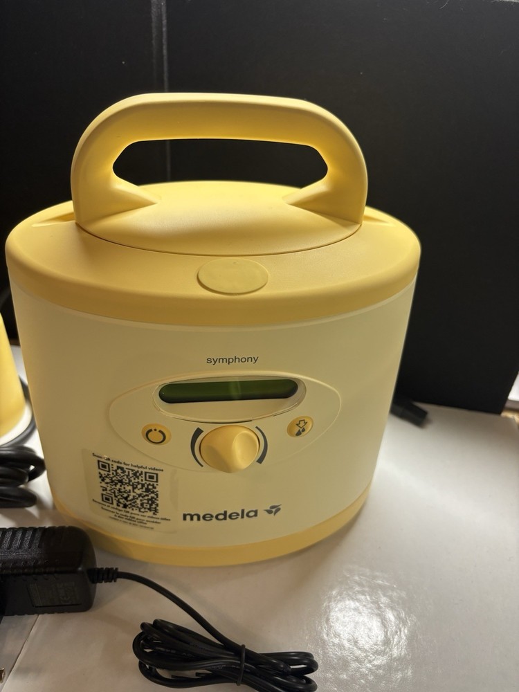 MEDELA SYMPHONY PLUS WITH INITIATION TECHNOLOGY. NEW OPEN BOX OCT 2025.