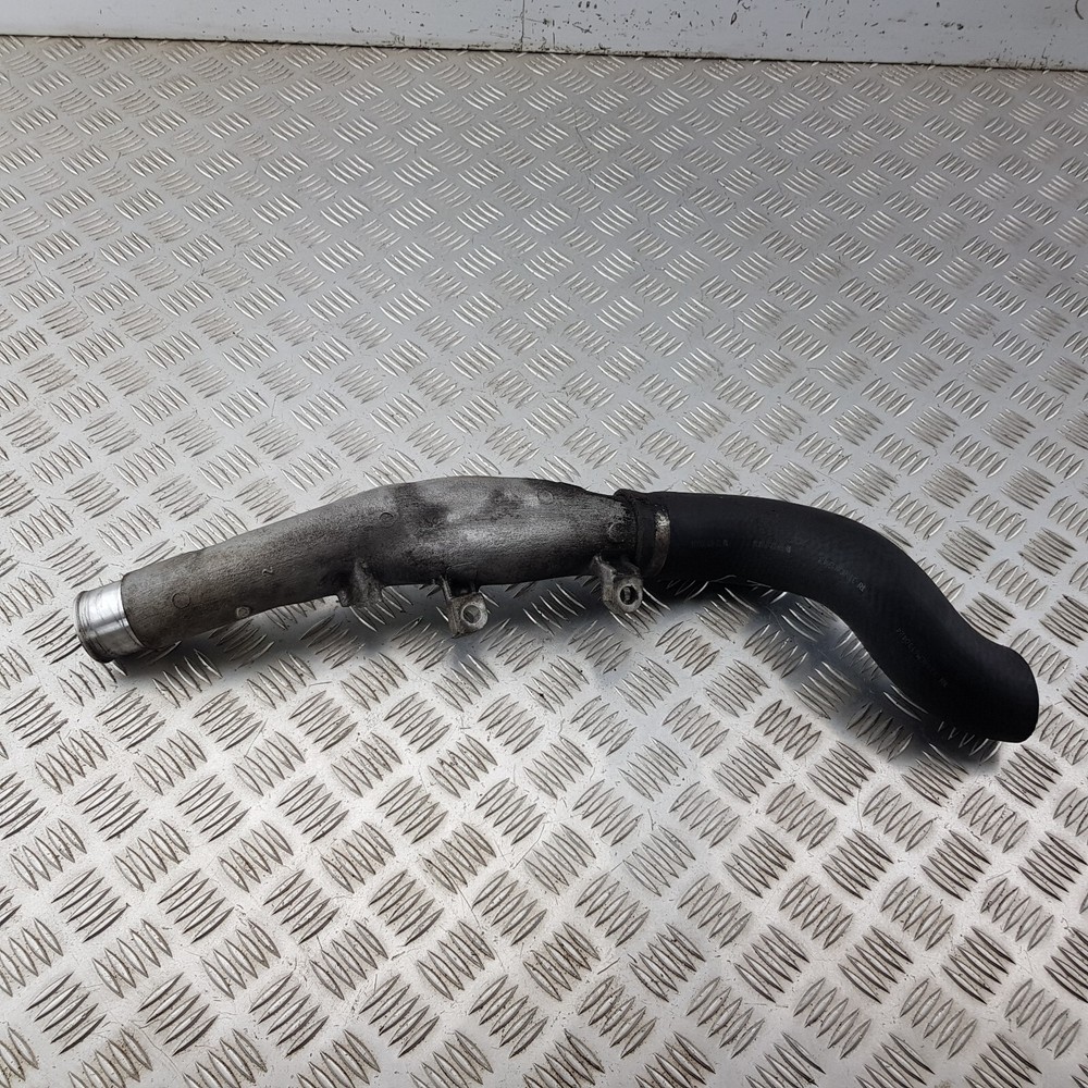 TOYOTA RAV4 INTERCOOLER PIPE HOSE 2014 MK4