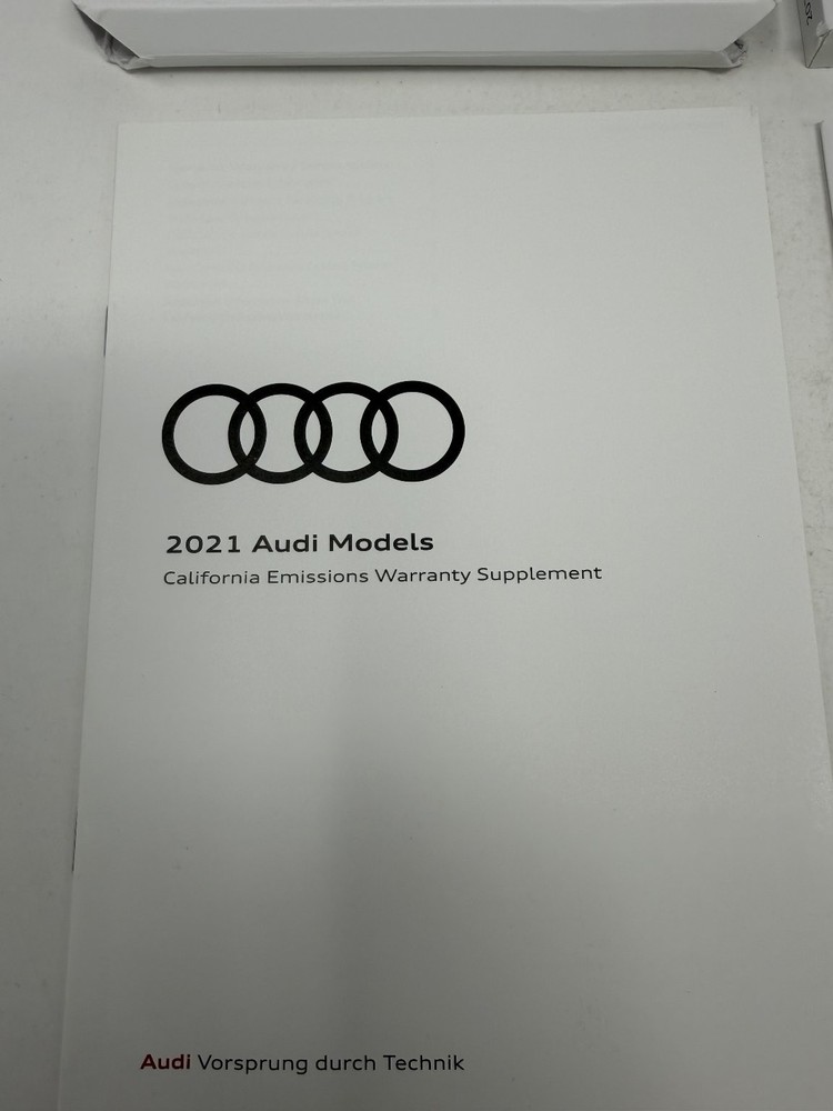 2021 Audi Q5 Owners Manual OEM Set