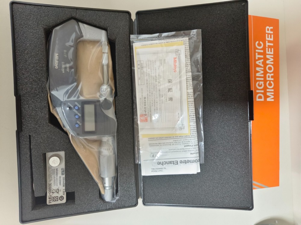 Mitutoyo 422-330-30 Blade Micrometer