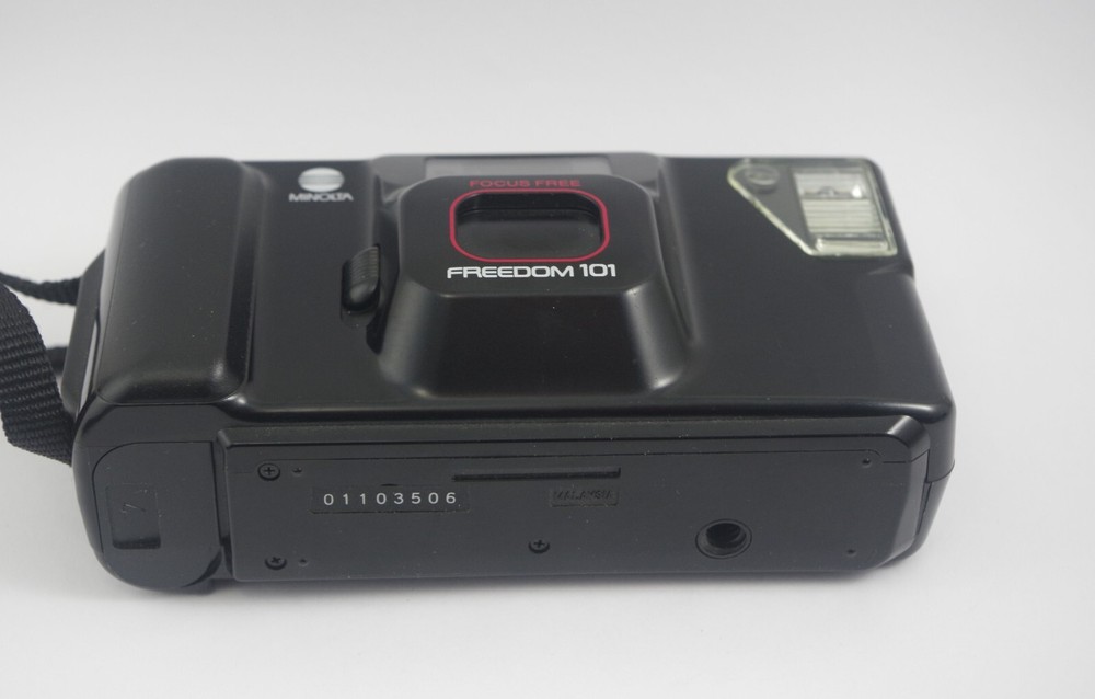 Minolta Freedom 101 Point and Shoot Film Camera