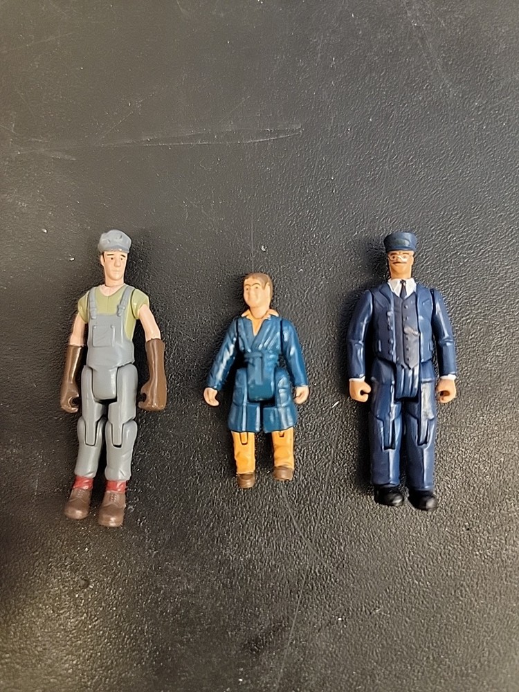Vtg Lionel Polar Express Train Set w/Box. MISSING A CHARACTER