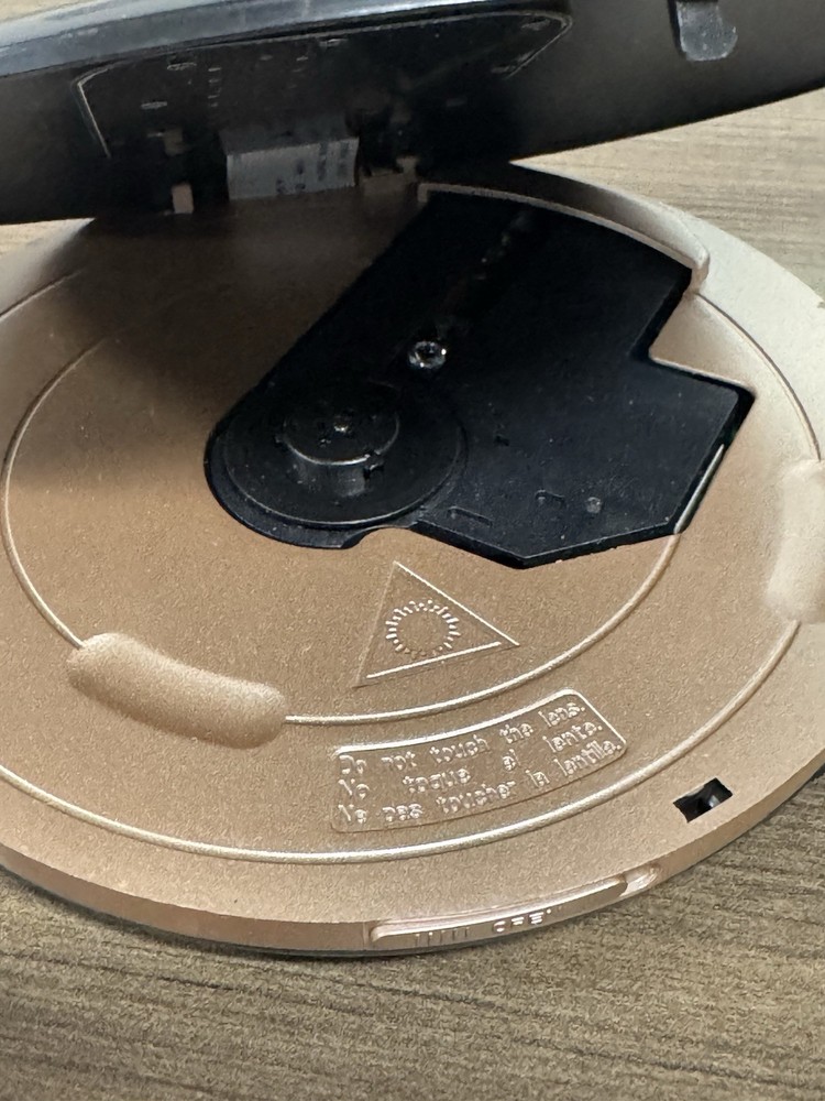 HOTT CD511 Black Portable CD Player, Personal Compact CD Player with LCD Display