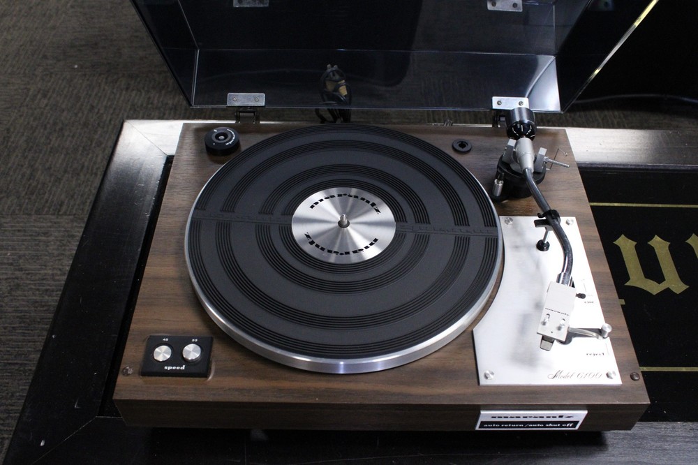 Vintage Marantz Model 6100 Belt-Drive Turntable