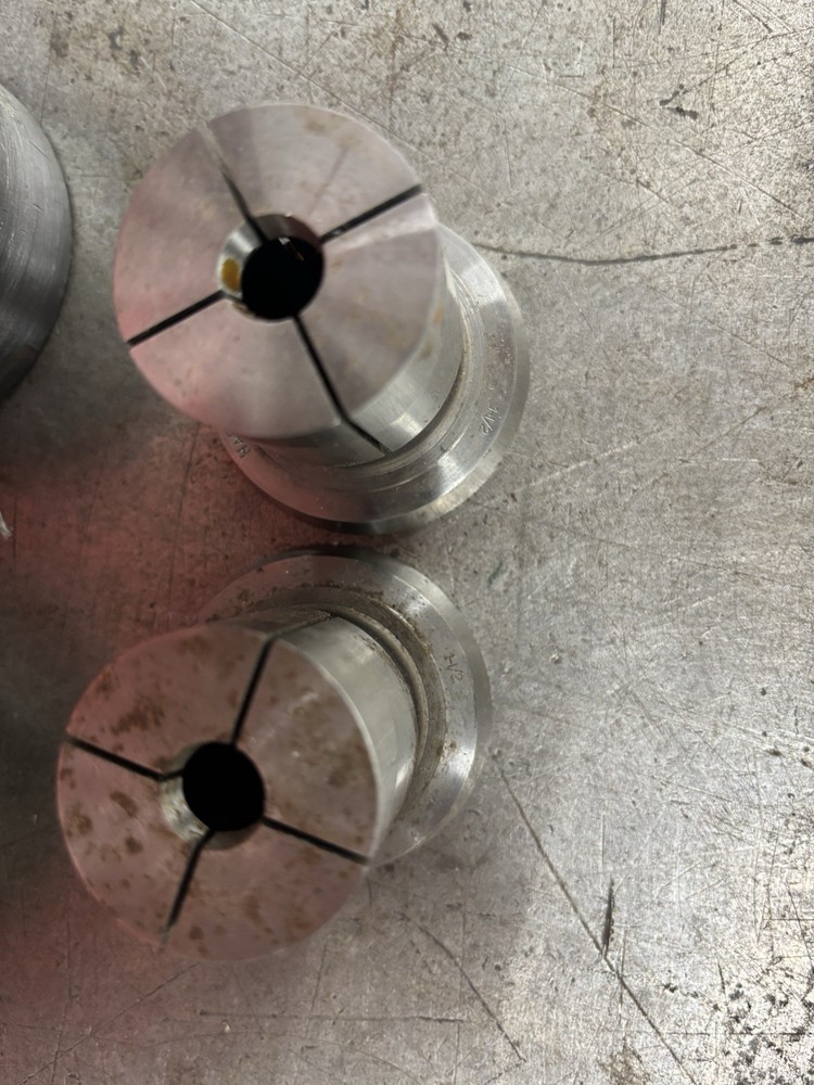HARDINGE EM 209 THREADED COLLET CHUCK WITH TWO COLLETS
